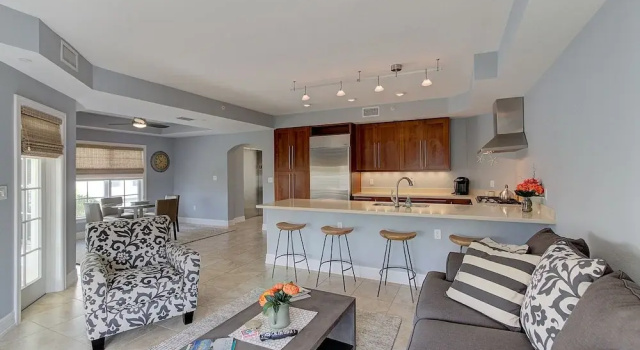 Oasis Beach Villa Unit S-1 2 Bedrooms 2 Bathrooms Apts