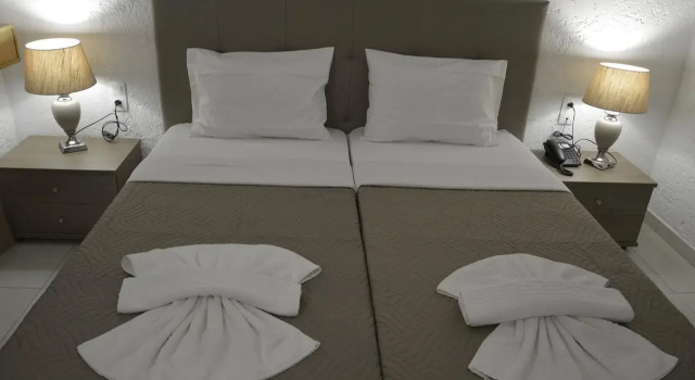 Stork Hotel