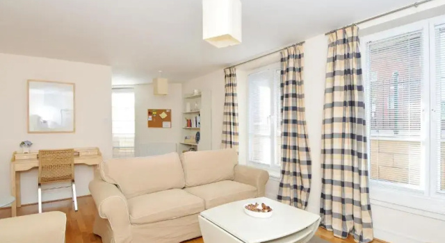 201 Quiet 2 Bedroom Property With Secure Private Parking, Book Hotel Edinburgh hoteller med parkering, Parkering