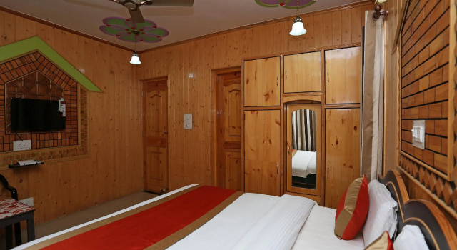 OYO 4484 Hotel EL Classics, Rezervovat Hotel Srīnagar Jammu & Kashmir Ski