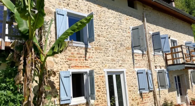 House With 2 Bedrooms in Gan, With Wonderful Mountain View, Furnished Garden and Wifi - 45 km From the Slopes, Boek Hotel Gan Pyrénées-Atlantiques