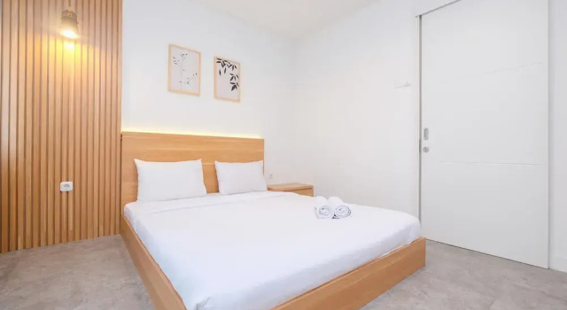 Апартаменты Standard Cool and Warm 1BR without Living Room at Sentul Tower Apartment