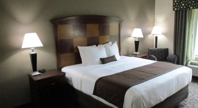 Номер Standard Best Western Carthage Inn & Suites