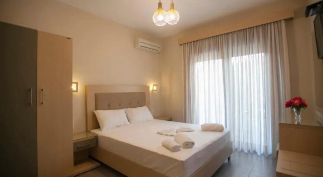 Villa Ikaros, Boek Villa Epirus Villa's, Villa