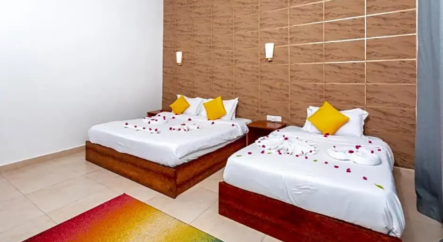 Трёхместный номер Standard Canary Golden Hotel