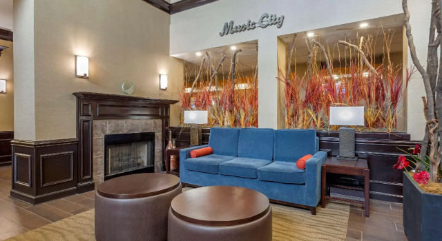 Comfort Suites At Rivergate Mall, Забронировать Отель Отели Гудлетсвилл с бассейном, Бассейн