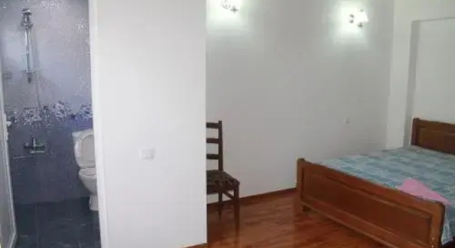 Guest House Maxim, Забронировать Гостевой дом Отели Батуми с парковкой, Парковка