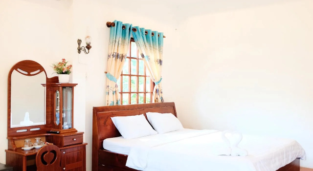 The Palm Tree Guesthouse, Забронировать Гостевой дом Недорогие отели Острова Фукуок, недорогие