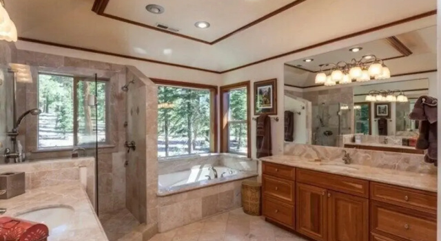 Estates Lodge Luxury Home By RedAwning, Забронировать Отель Тахо-Виста Норт-Лейк-Тахо