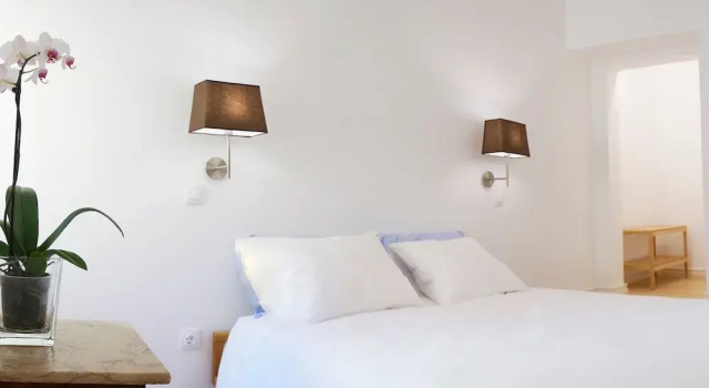 S.Lourenco Apartment - Alfama-Great Location, Забронировать Апартаменты/квартира Сао-Висенти 
