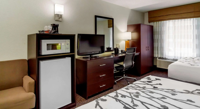 Четырёхместный номер Standard Sleep Inn Grand Island North