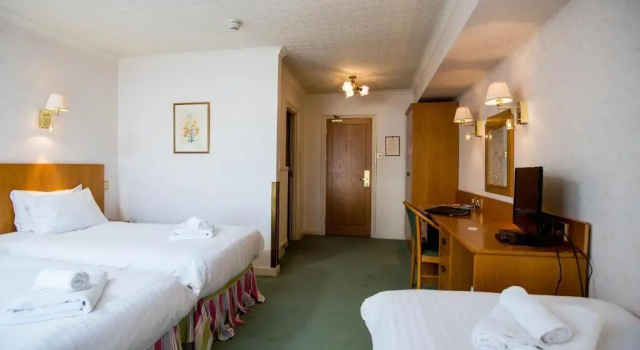 Трёхместный номер Standard Ivy Bush Royal Hotel by Compass Hospitality