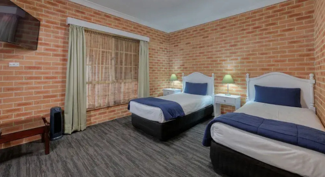 Семейный номер Standard Country Gardens Motor Inn
