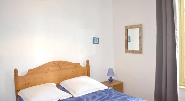 Villa With 5 Bedrooms in Laurac, With Wonderful Mountain View, Pool Ac, Забронировать Вилла Отели Малегуд с бассейном, Бассейн