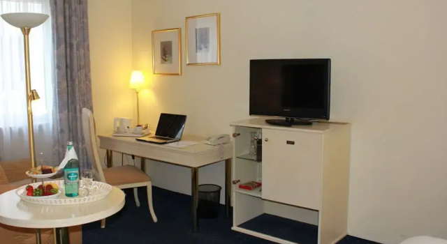 Hotel Dalberg, Забронировать Отель Отели Ашаффенбург с завтраком, Завтраки