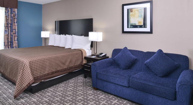Двухместный люкс Americas Best Value Inn & Suites