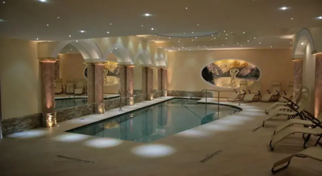 Hotel Gruppo Brenta, Забронировать Отель Отели Паганелла с бассейном, Бассейн