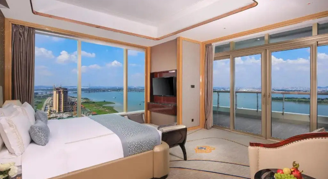 Двухместный люкс Executive Wyndham Grand Foshan Gaoming