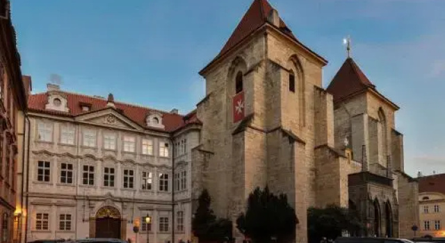 Lazenska N°4, Забронировать Отель Отели Праги с парковкой, рядом с Wallenstein Garden, Парковка