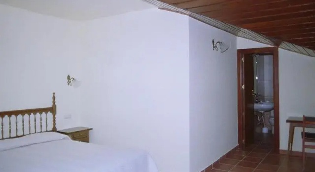 Двухместный номер Standard Hostal Fondevila
