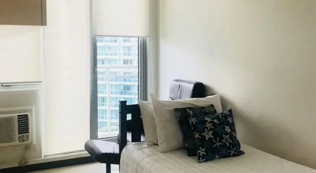 Номер Standard с 2 комнатами с балконом Azure Urban Resort South Paranaque Beach View Unit- Newly Renovated - Near Airport Near SM Bicutan
