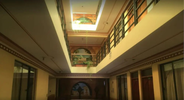 Hostal Center, Rezervați Hotel Isla del Sol 