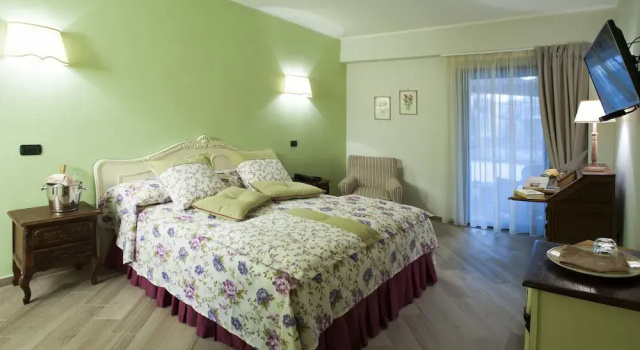 Номер Comfort La Vignola Country Hotel