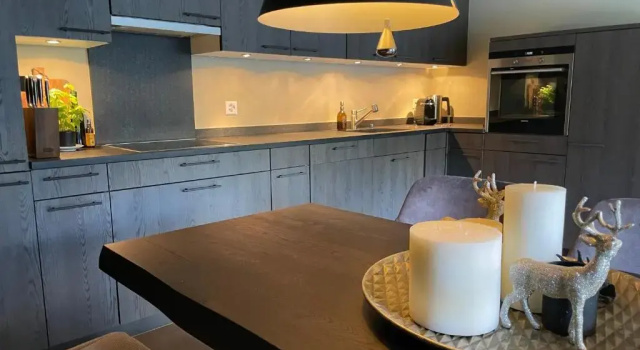 Hollywood 1 - A luxury, comfortable and spacious apartment located directly on the slopes!, Đặt Căn hộ Saas-Fee Saastal