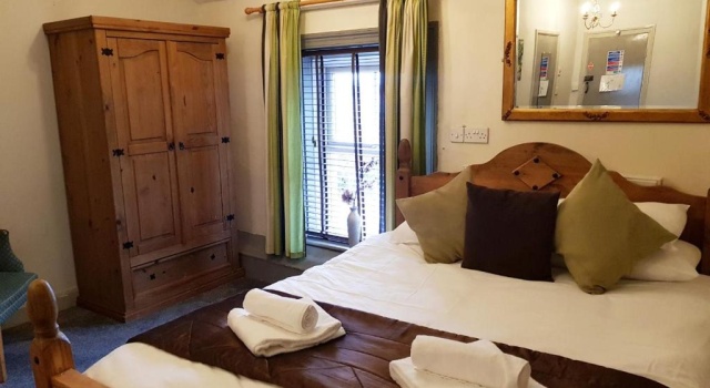 Семейный номер Standard Littledean House Hotel