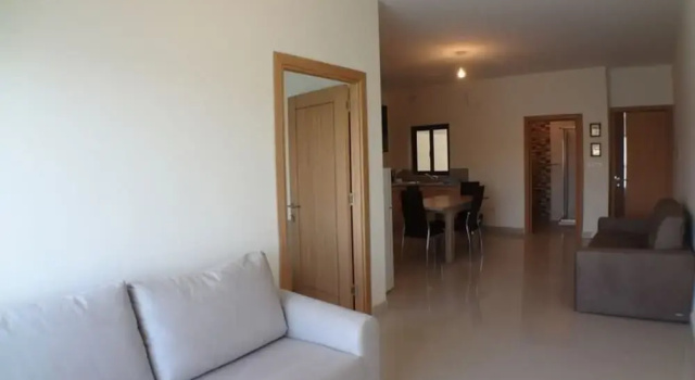 Eri Apartment 072