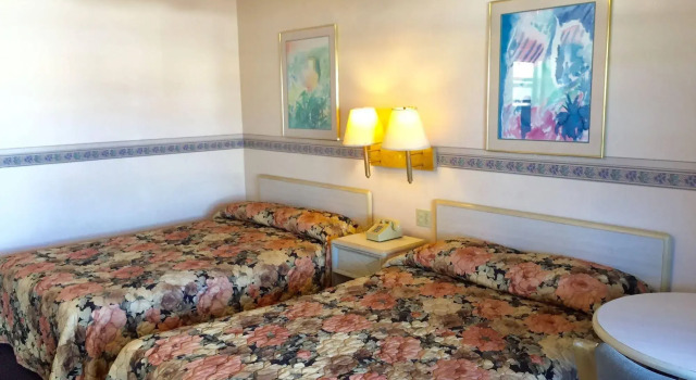 Budget Inn of Sebring, Забронировать Мини-отель Себринг 