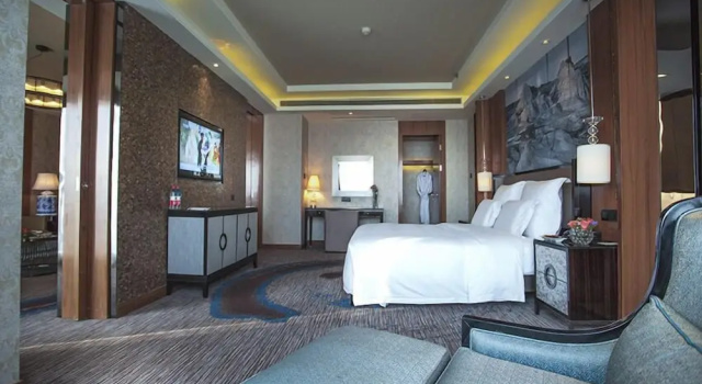 Люкс Business Universal Hotel Urumqi