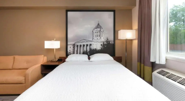 Двухместный номер Business Super 8 by Wyndham Winnipeg West