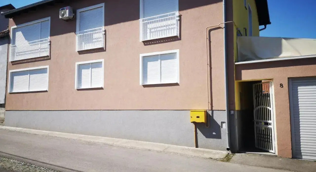 Apartmani "A View to the Danube", 予約 ホテル ヴコヴァル 