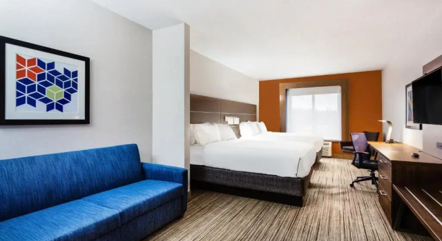 Люкс Deluxe Holiday Inn Express Hotel & Suites Inverness by IHG
