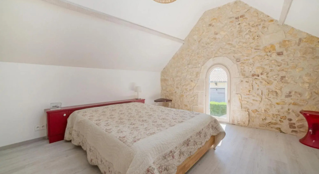 Cozy Bergerac Haven w Pool, Забронировать Дом для отпуска Бержерак Red Perigord