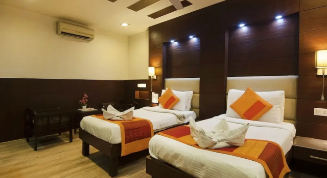 Номер Executive Hotel Amaltas International - Delhi-16