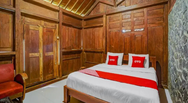 Deluxe Suite OYO 90519 Warmo Cottage