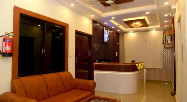 Hotel Aradhya Inn Deralakatte, Book Hotel Ullal Bangalore