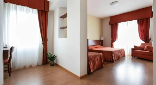 Четырёхместный номер Standard Hotel Conradi