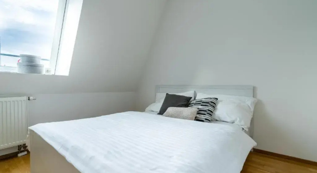 Апартаменты Deluxe с 3 комнатами Ambiente Serviced Apartments - Centre