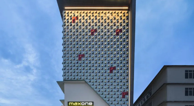 Maxonehotels.Com @ Kota Harapan Indah Bekasi, Reservar Hotel Bekasi West Java