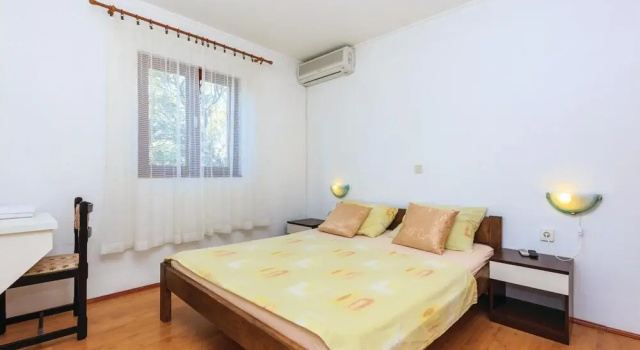 Awesome Home in Jablanac With Wifi and 6 Bedrooms, Забронировать Отель Национальный парк Velebit 