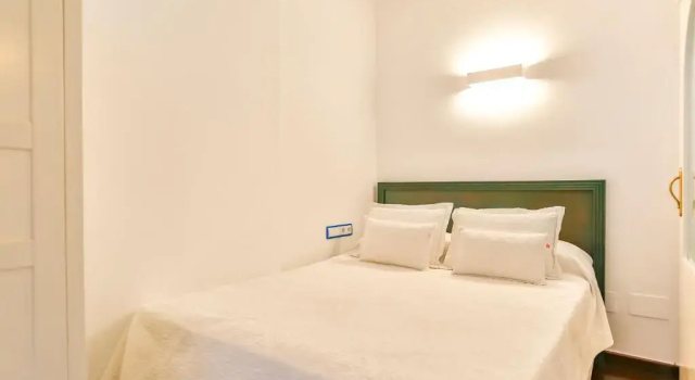 Ghat Apartments Montroig