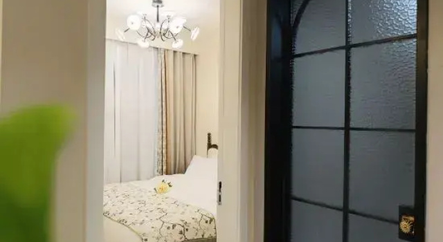 Люкс с 2 комнатами SeeYou Serviced Suite (Traveler Residence)