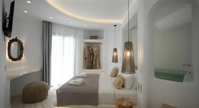 Номер Deluxe Majestique of Naxos luxury suites
