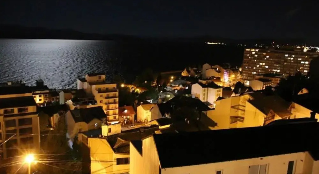 Suizo I con vista al lago y Estac