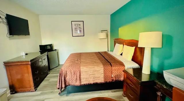 Номер Standard King's Inn Motel