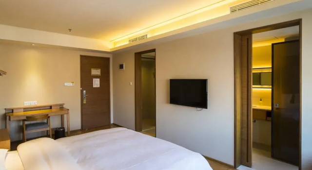 Ji Hotel Xining Da Shi Zi, Rezervați Hotel Chengdong District Xining