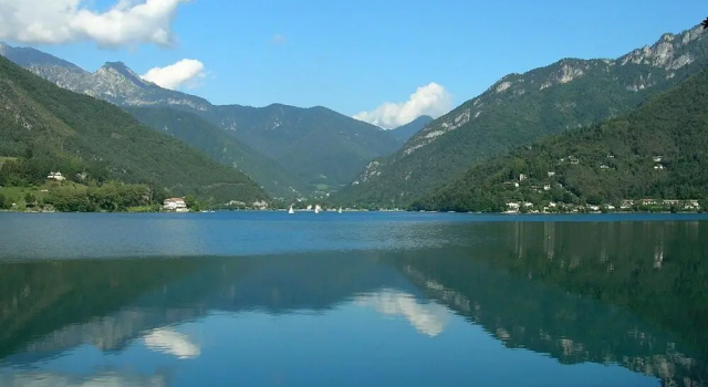 Peaceful Holiday Home in Enguiso With Swimming Pool, Забронировать Отель Ледро Valle di Ledro